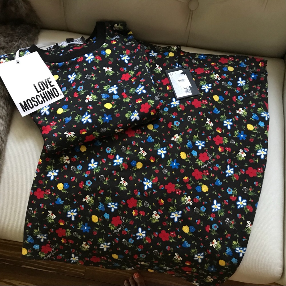 Love Moschino Colorful floral crop top - Picture 7 of 8